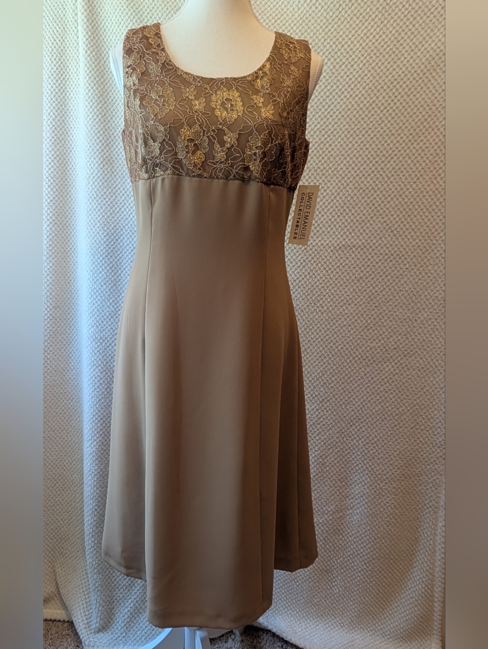Taupe Lace Bodice Sleeveless Dress